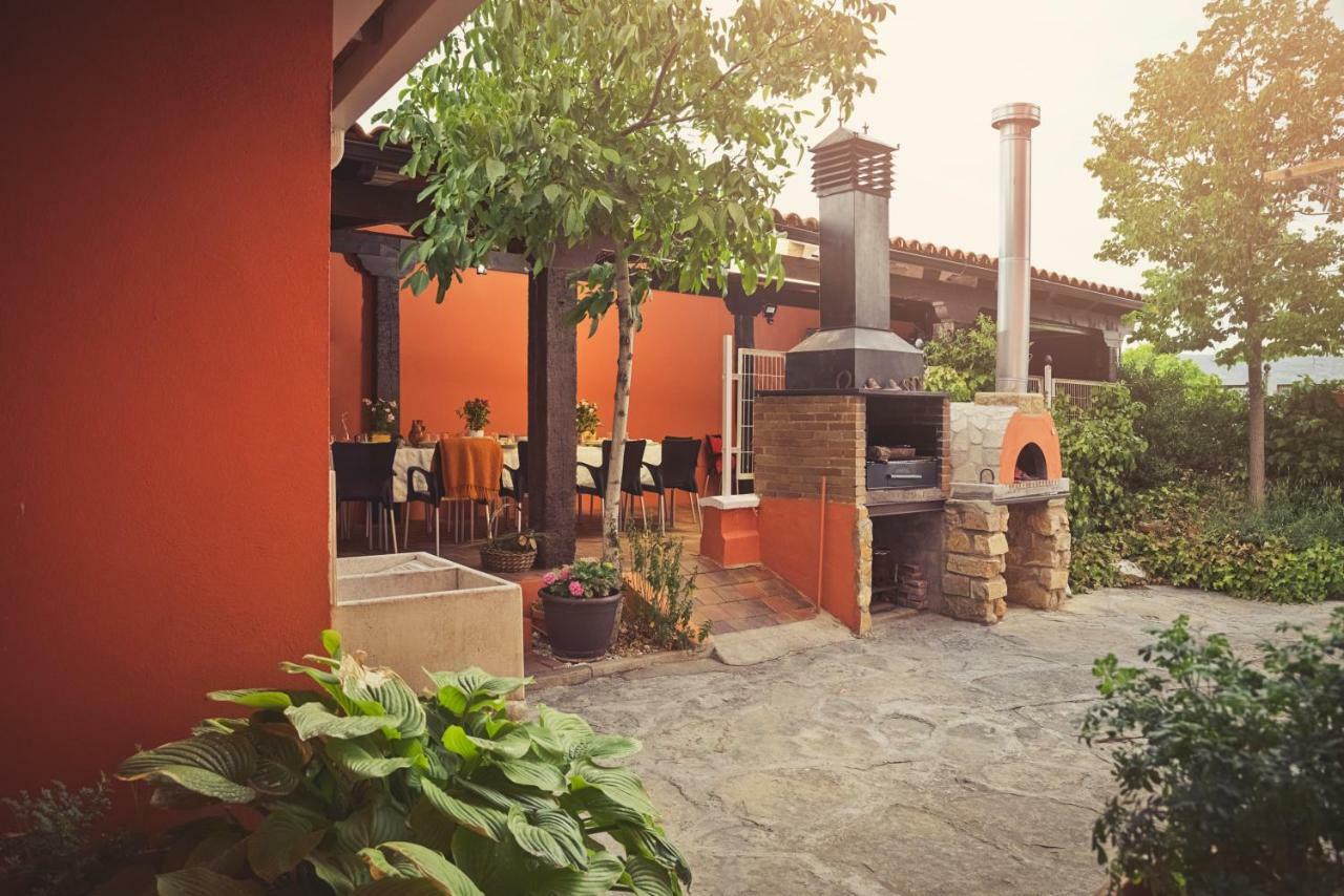 Casa Rural El Sauce. A 2,5 Km De Cuenca Capital Nohales Extérieur photo