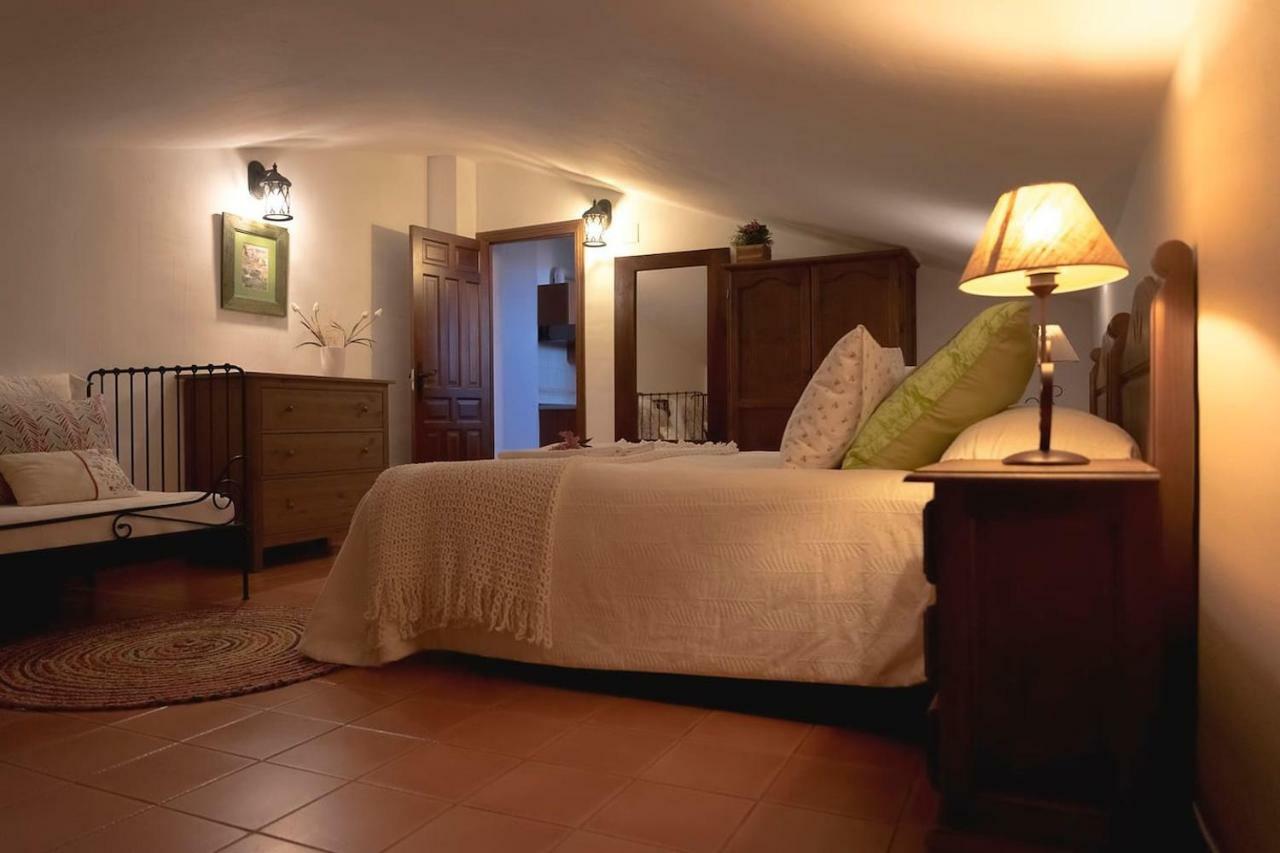 Casa Rural El Sauce. A 2,5 Km De Cuenca Capital Nohales Extérieur photo