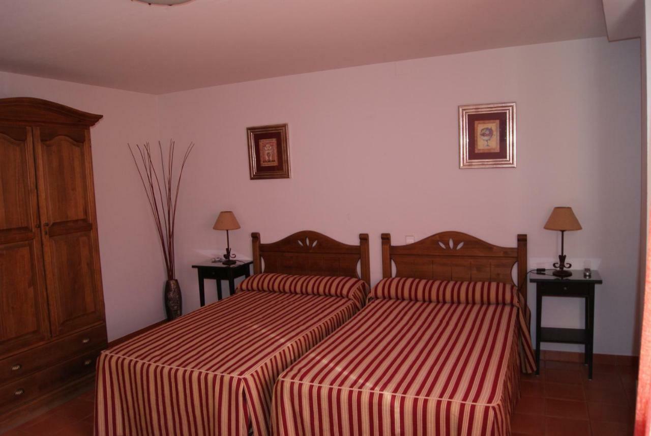 Casa Rural El Sauce. A 2,5 Km De Cuenca Capital Nohales Extérieur photo